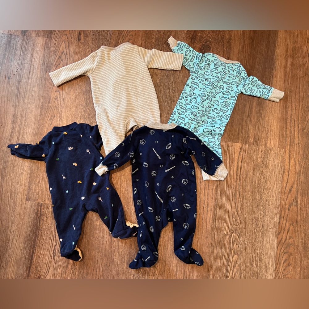 Carters PJs Bundle 3 months - Picture 6 of 10